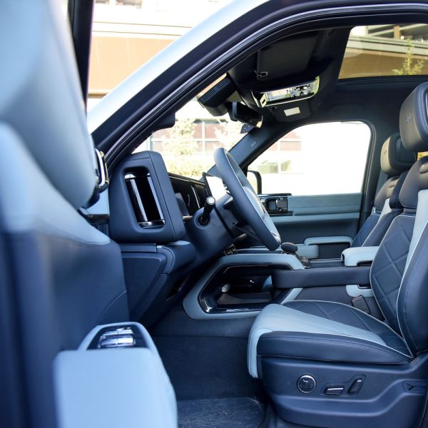 Byd Formula Leopard 5 interior