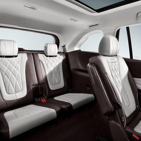 Hongqi HS7